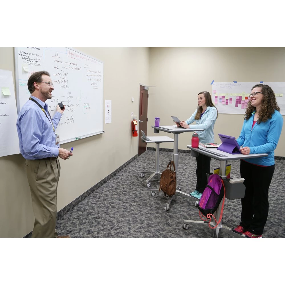 Ergotron 24-481-003 LearnFit Sit-Stand Desk For Students 9 Years And Over 7 Ergotron 24-481-003 LearnFit Sit-Stand Desk For Students 9 Years And Over - Image 7