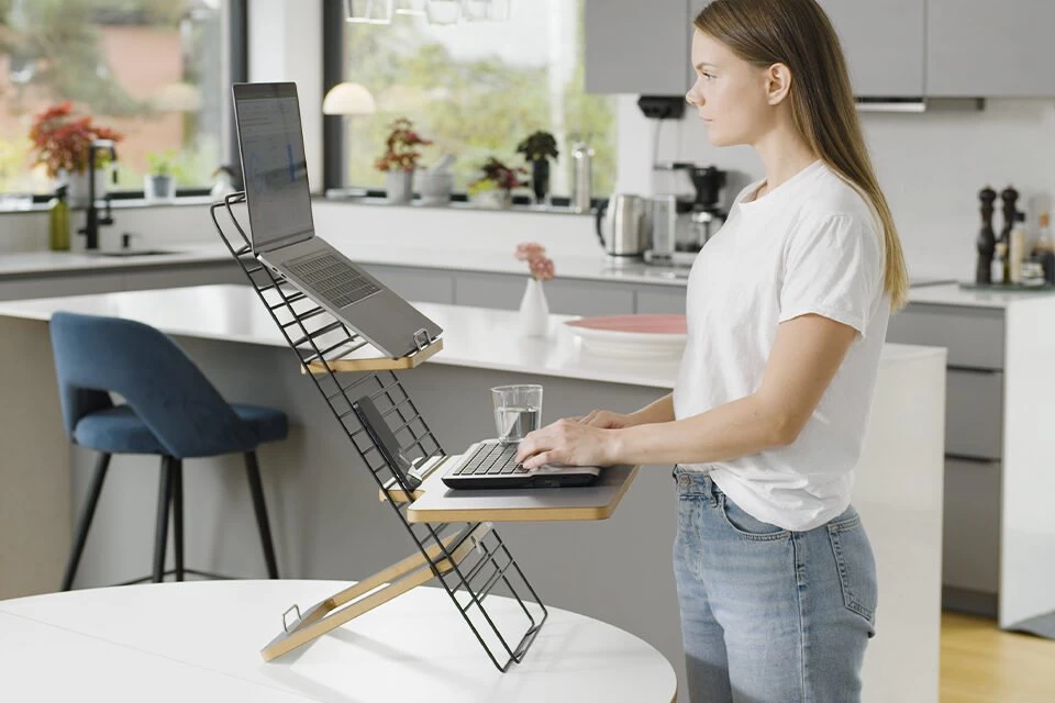 Mousetrapper Standfriend Elegant Ergonomic Sit-Stand Solution 7 Mousetrapper Standfriend Elegant Ergonomic Sit-Stand Solution - Image 7